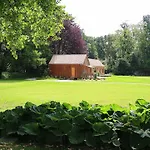 Nocleg ze śniadaniem Les Du Moulin De L'ortille & 3*