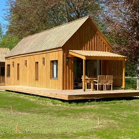 Bed & Breakfast Les Du Moulin De L'ortille & *