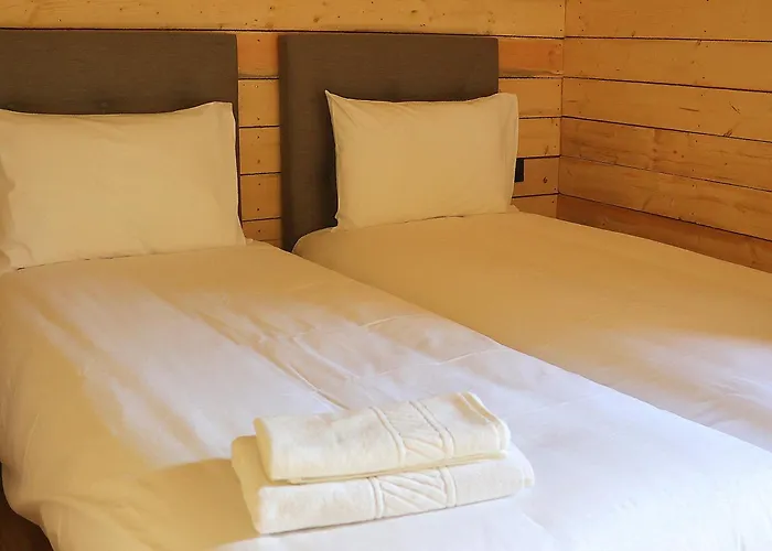 Bed & Breakfast Les Du Moulin De L'ortille & 3*